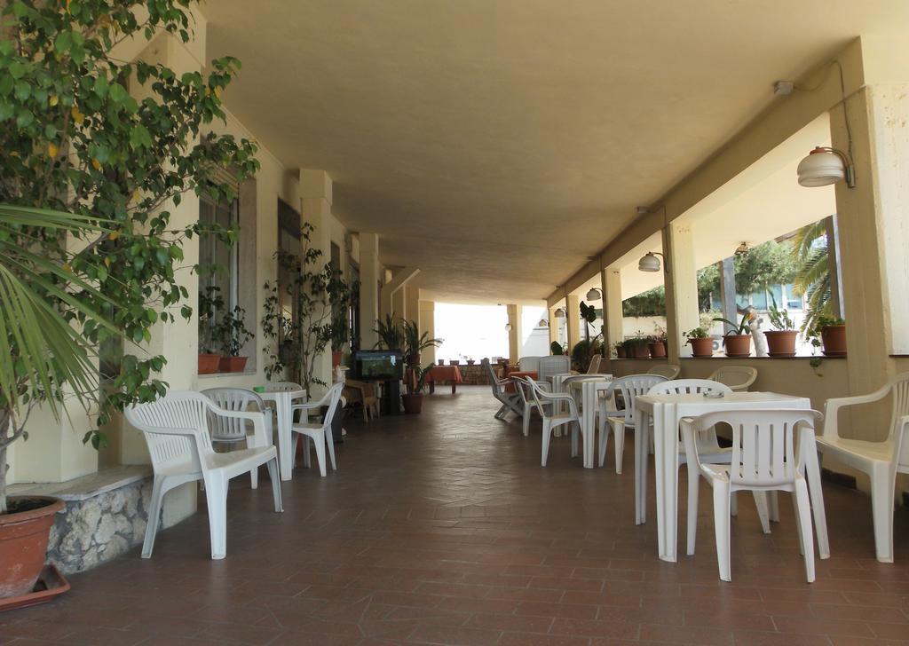 Hotel 106 Sellia Marina Exterior photo